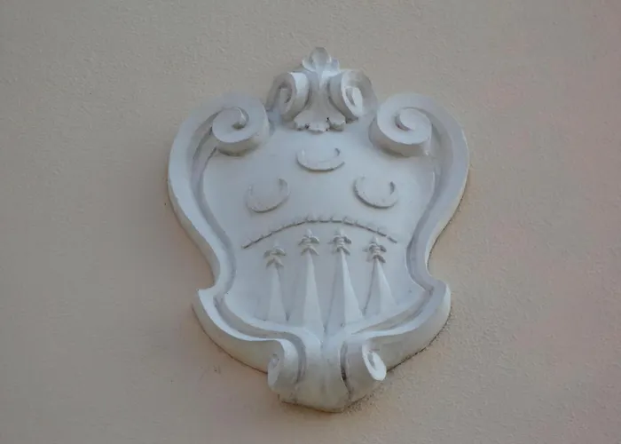 Casale DI Tormaggiore Villa And Country Suites